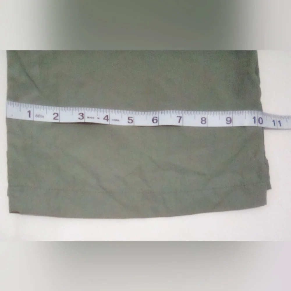 Fashion Nova 100% Nylon Olive Utility Cargo Pants with Zip Pockets Size XS